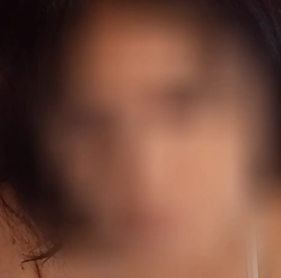 Elli, 36
