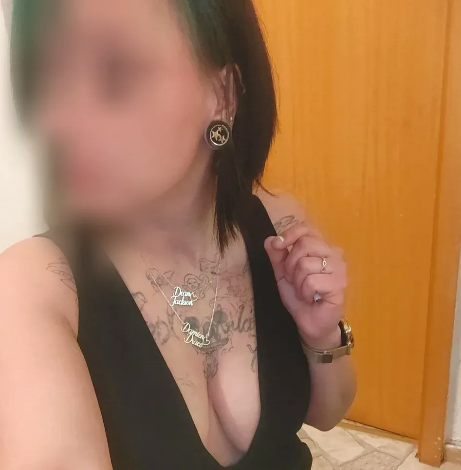 Piia, 25